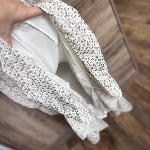 Motherhood Maternity Cream Spaghetti Strap Women's M great preworn condition - Picture 6 of 9